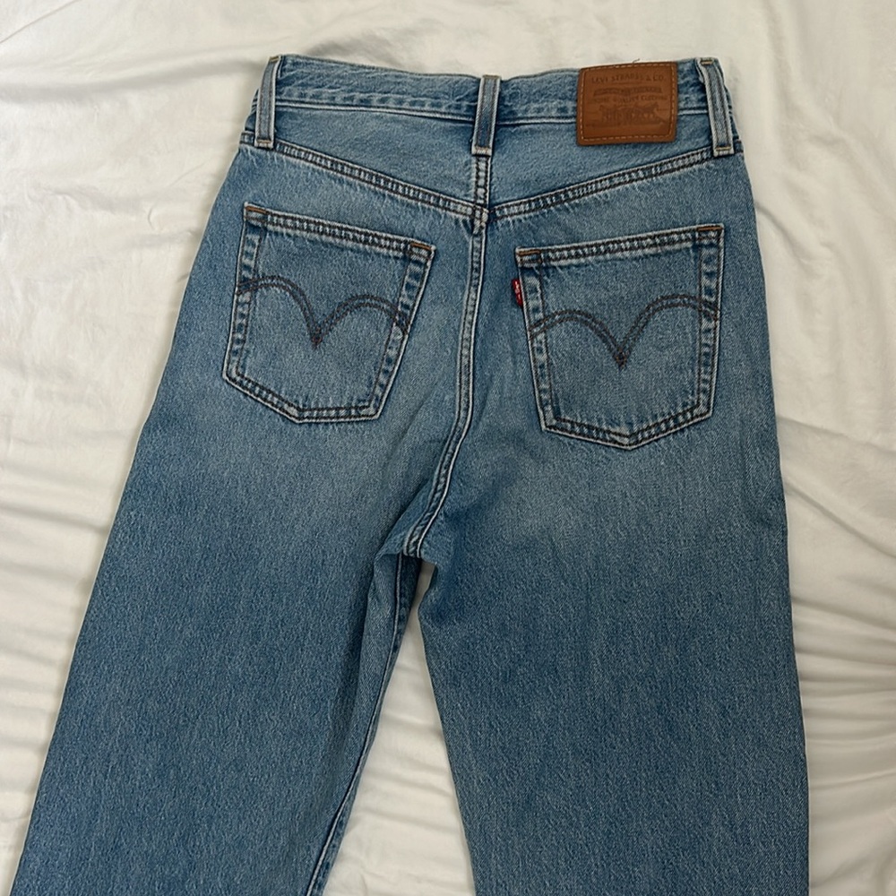 Levi’s ribcage jeans - Picture 5 of 6